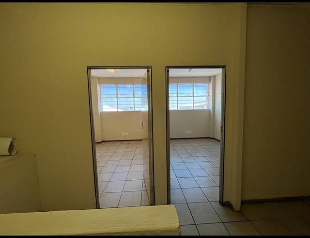 378M² WAREHOUSE TO LET IN SEBENZA